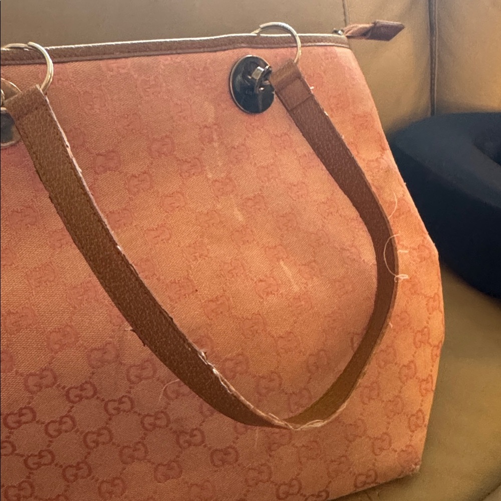 Pink purse - Picture 4 of 8